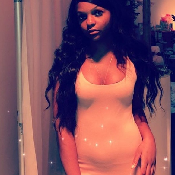 Dress 💃🏾 - Picture 2 of 2